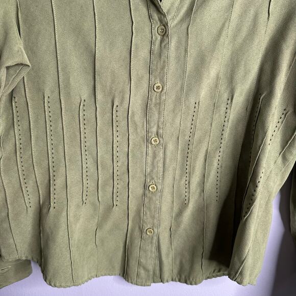 Baxter + Wells avocado green faux suede button up‎ with stitched detail - Picture 3 of 6